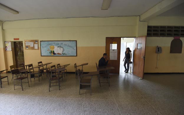 Clases estarán suspendidas del 8 al 16 de octubre por elecciones
