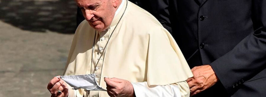 Papa Francisco se planta en la embajada rusa, en el vaticano, ante su «preocupación por la guerra»