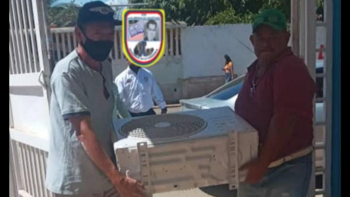 Apareció el acondicionador de aire robado en la EBE Licenciado Reinaldo Martínez-La Chamarreta