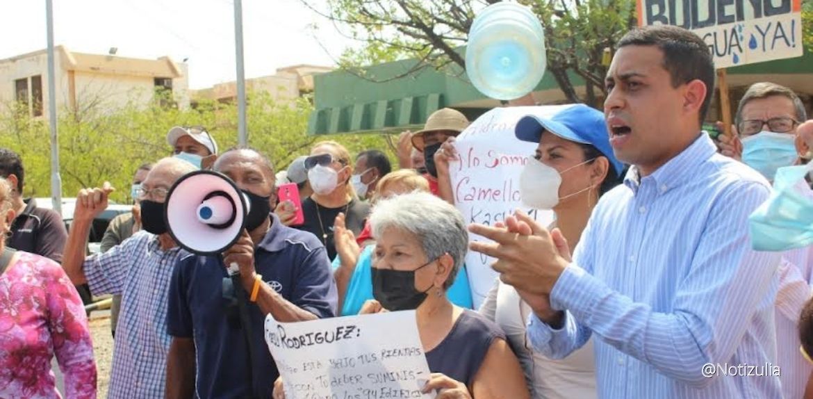 Vecinos de El Pinar y Los Pinos exigen suministro de agua potable