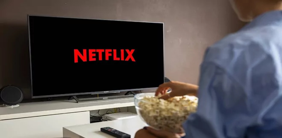 Netflix despidió a más de 100 trabajadores después de la caída en sus acciones