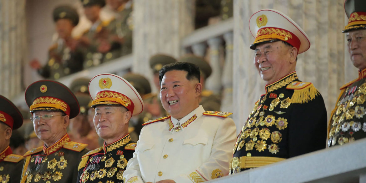 Kim Jong-un advierte que utilizará “preventivamente” armas nucleares “si fuera necesario”