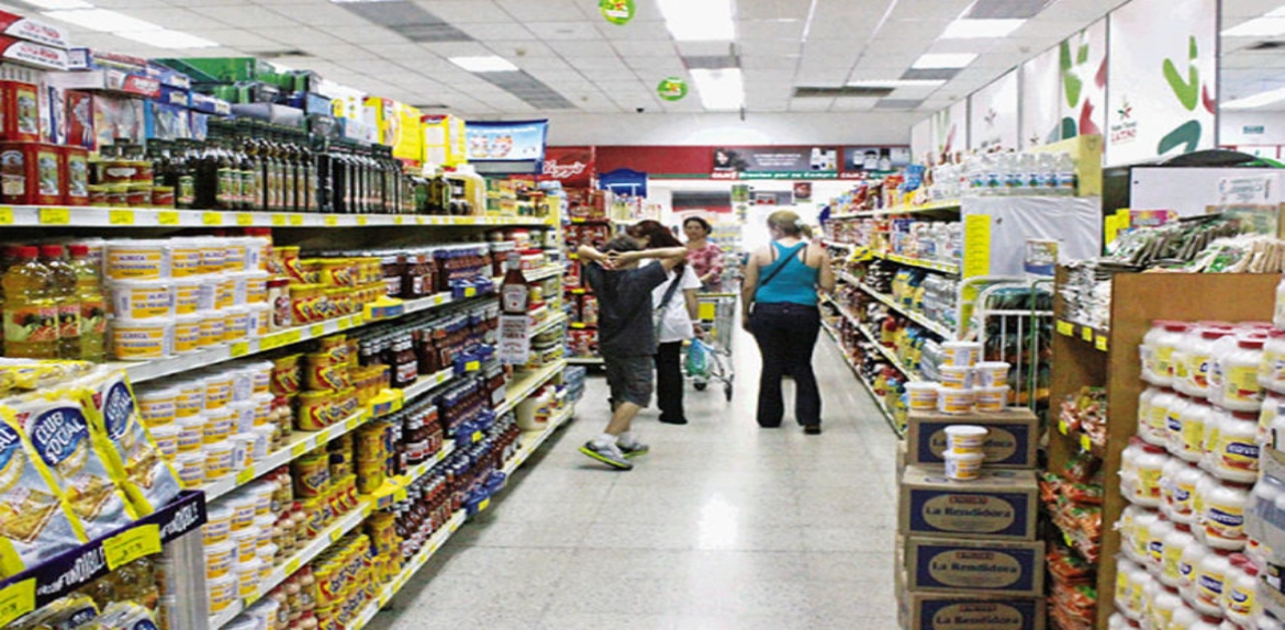 Canasta Alimentaria de Maracaibo en abril tuvo un mínimo incremento de 1 % en bolívares