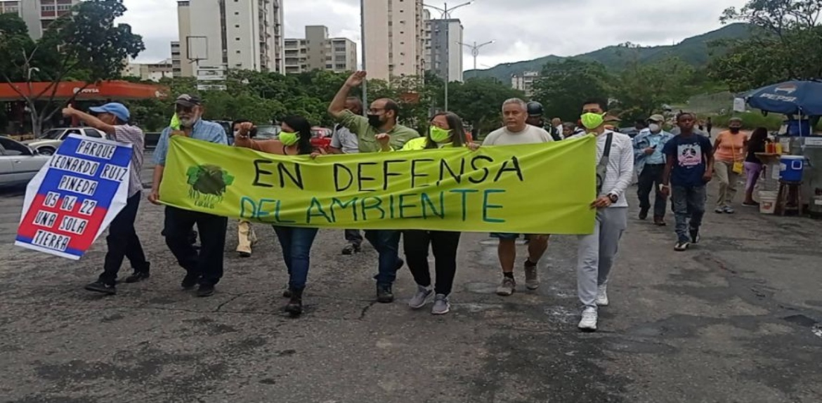 Activistas venezolanos exigen a Nicolás Maduro respeto al medioambiente