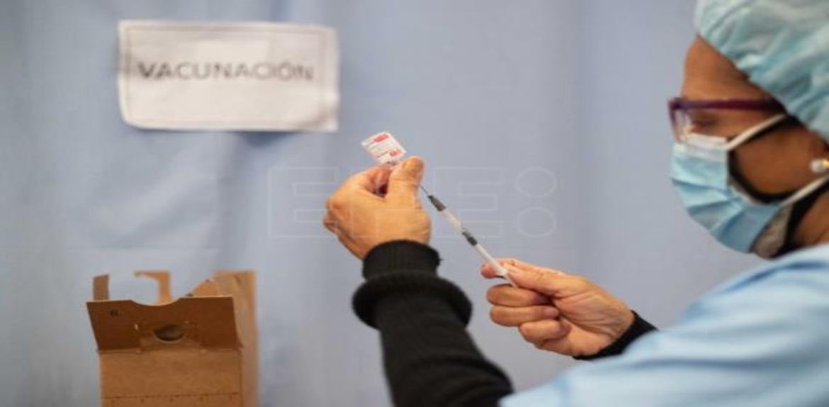 El 74% de venezolanos tiene al menos una dosis de vacuna anticovid, según ONG