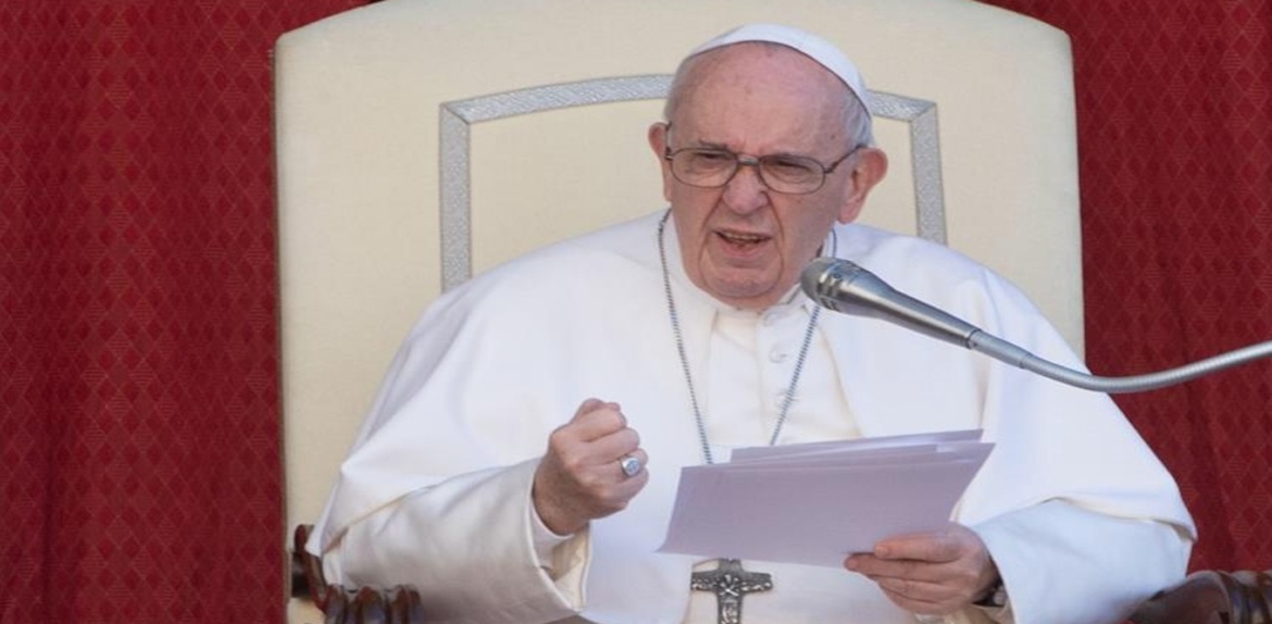 El papa condena la guerra «absurda y cruel» en Ucrania