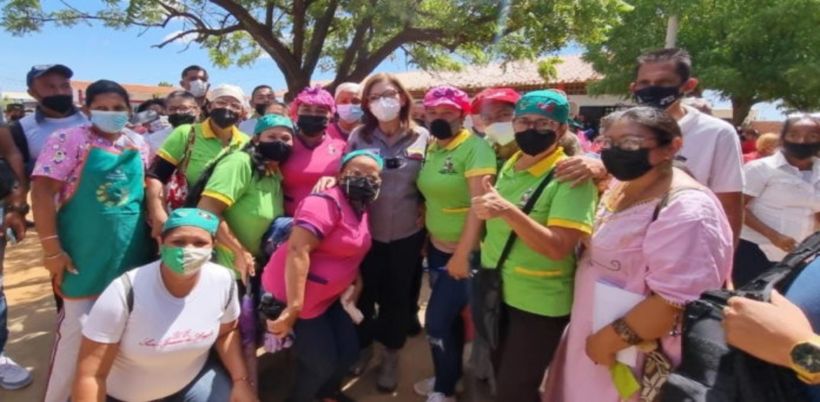 Bricomiles del Zulia reciben materiales para rehabilitar escuelas
