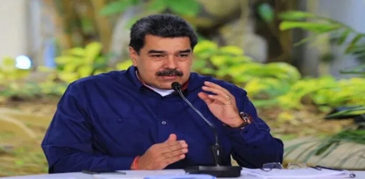 Maduro asegura que las BRICOMILES recuperarán infraestructura de colegios privados