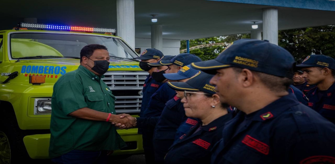 Alcaldía de Maracaibo reinauguró Cuartel de Bomberos de La Rotaria