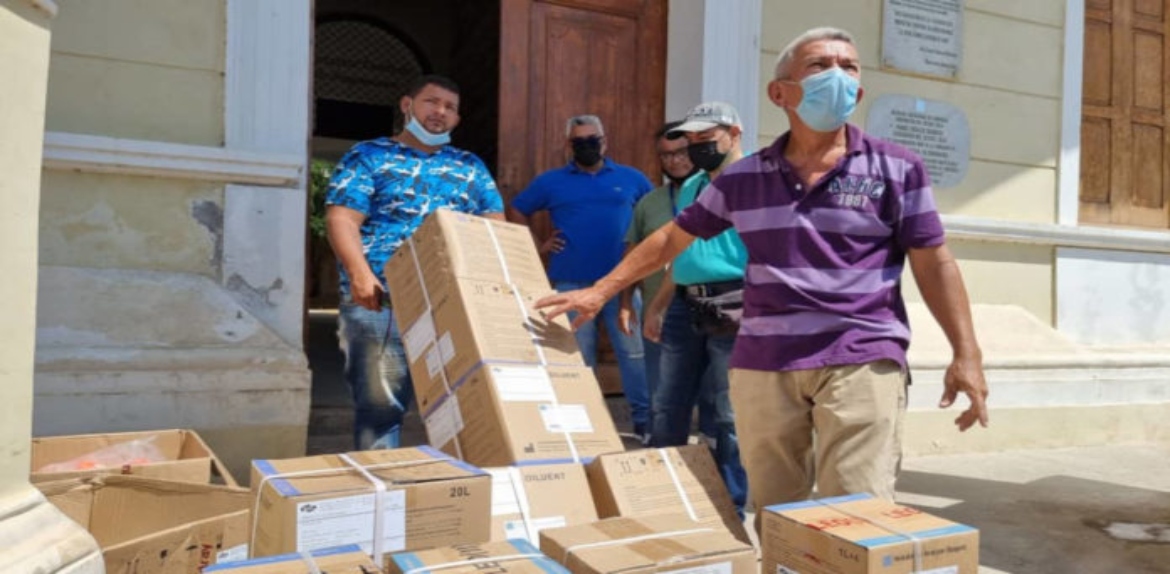 Entregan dotación de reactivos y vacunas en el Zulia