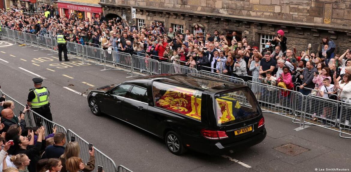 Edimburgo recibió los restos mortales de la “Reina Isabel II”