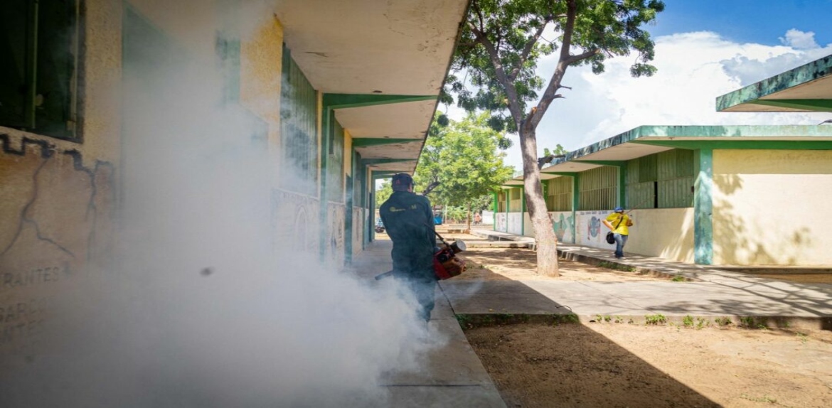 Alcaldía inicia jornadas de fumigación en escuelas de cara al inicio del año escolar