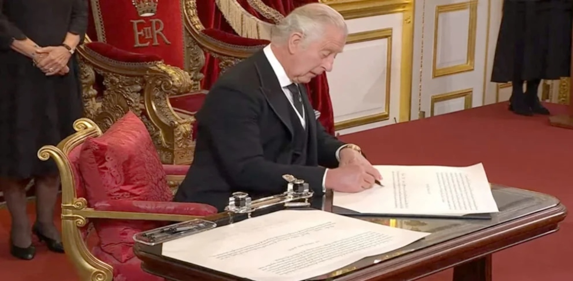 El Consejo de Ascensión proclamó a Carlos III nuevo monarca del Reino Unido