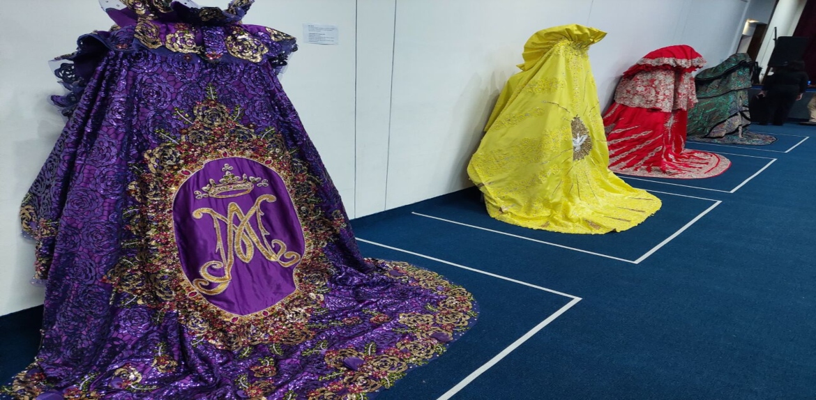 Cevaz mantendrá exposición de 20 mantos de la Virgen de Chiquinquirá hasta el 11 de octubre