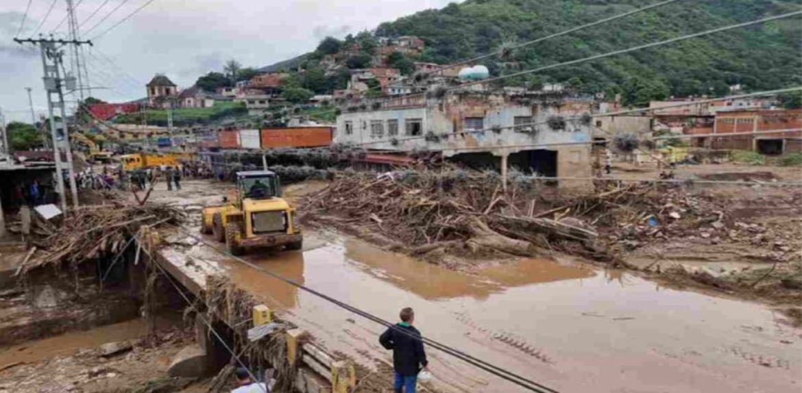 Las Tejerías: Gobierno demolerá 378 casas ubicadas en zona de alto riesgo