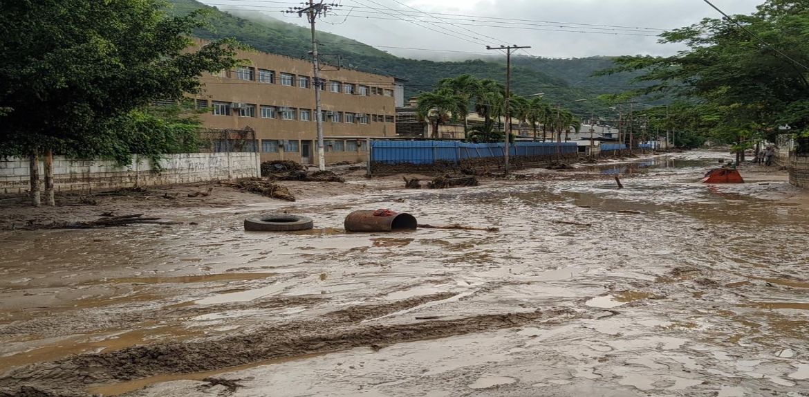 Son 18 los fallecidos por deslave en Las Tejerías-Aragua