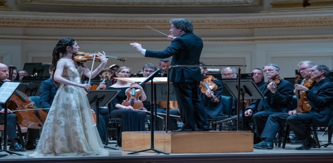Gustavo Dudamel y la Filarmónica de Los Ángeles fueron ovacionado en el Carnegie Hall