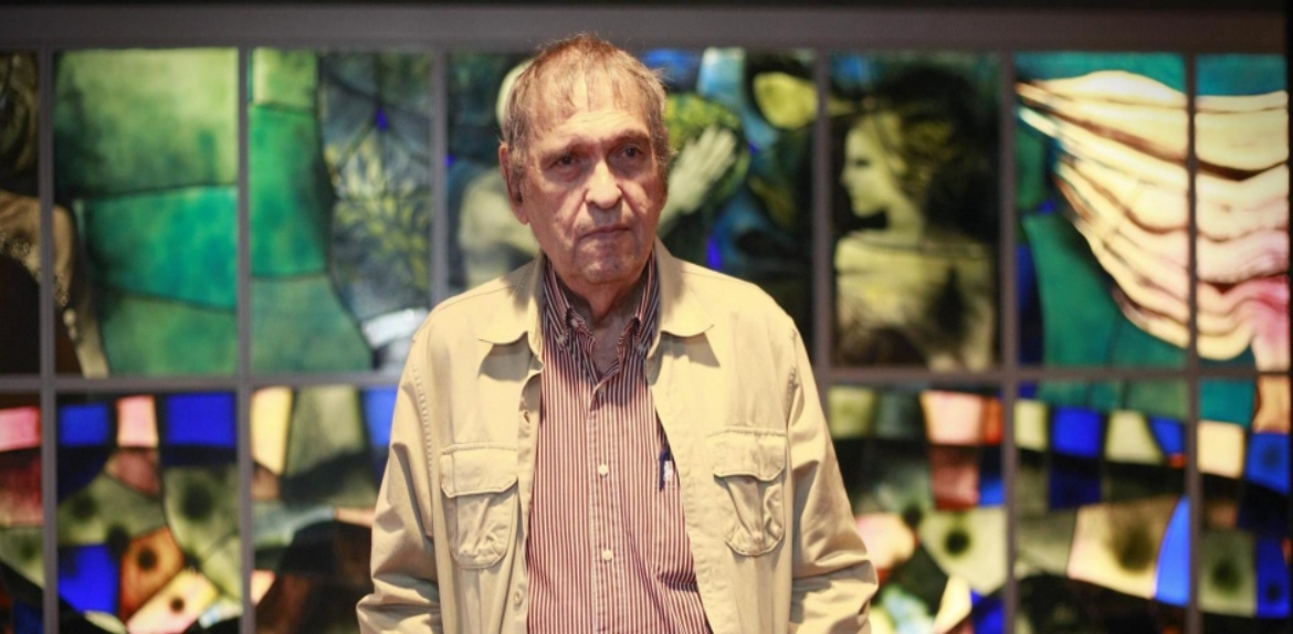 Rafael Cadenas, el primer venezolano en recibir el premio Cervantes de Literatura