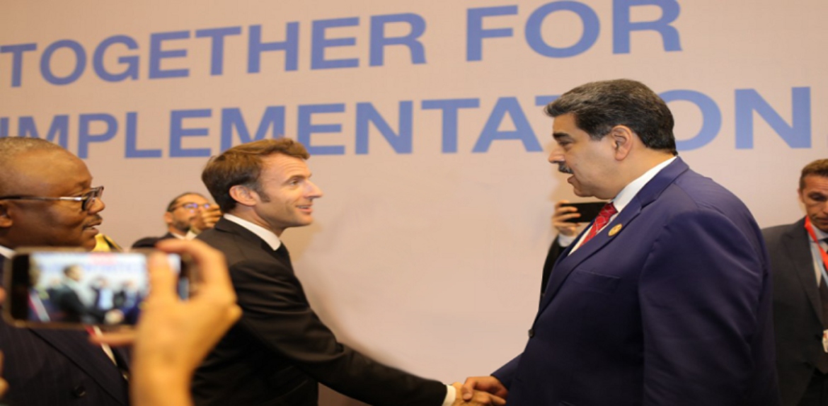 Presidentes Nicolás Maduro y Emmanuel Macron sostuvieron encuentro en la COP27