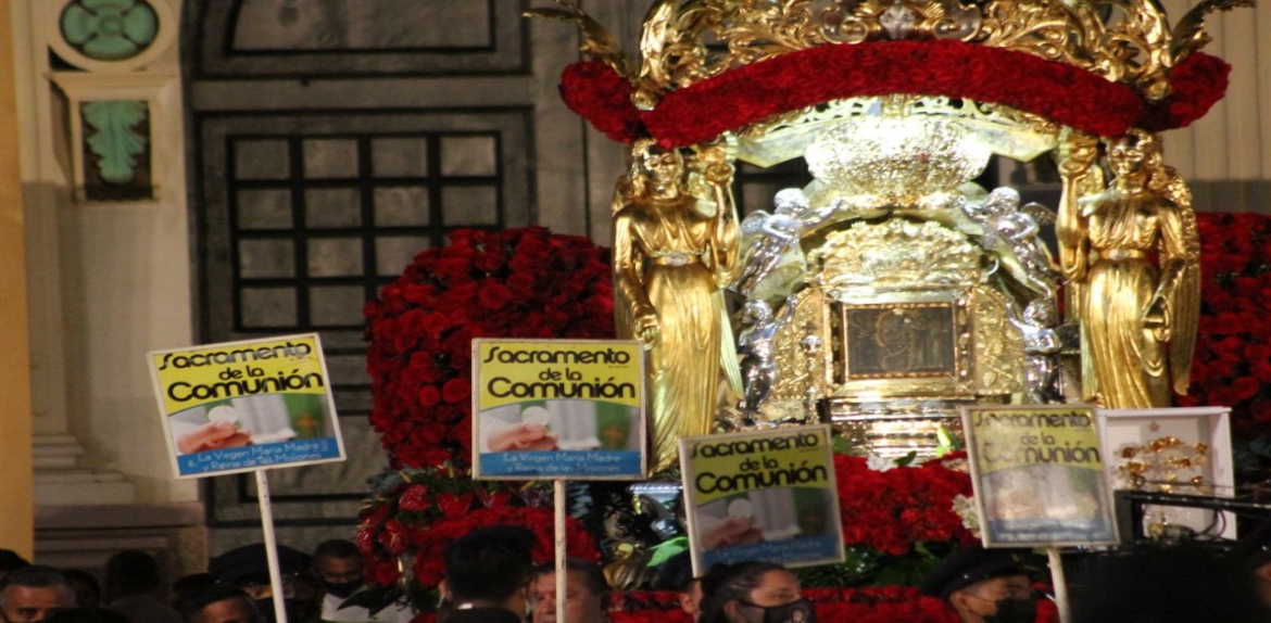 Virgen de Chiquinquirá retoma su tradicional procesión en los 80 años de su coronación canónica