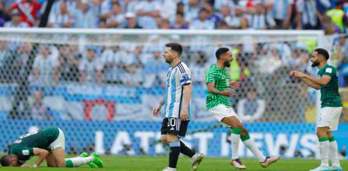 Argentina pierde contra una sorprendente Arabia Saudita en Qatar