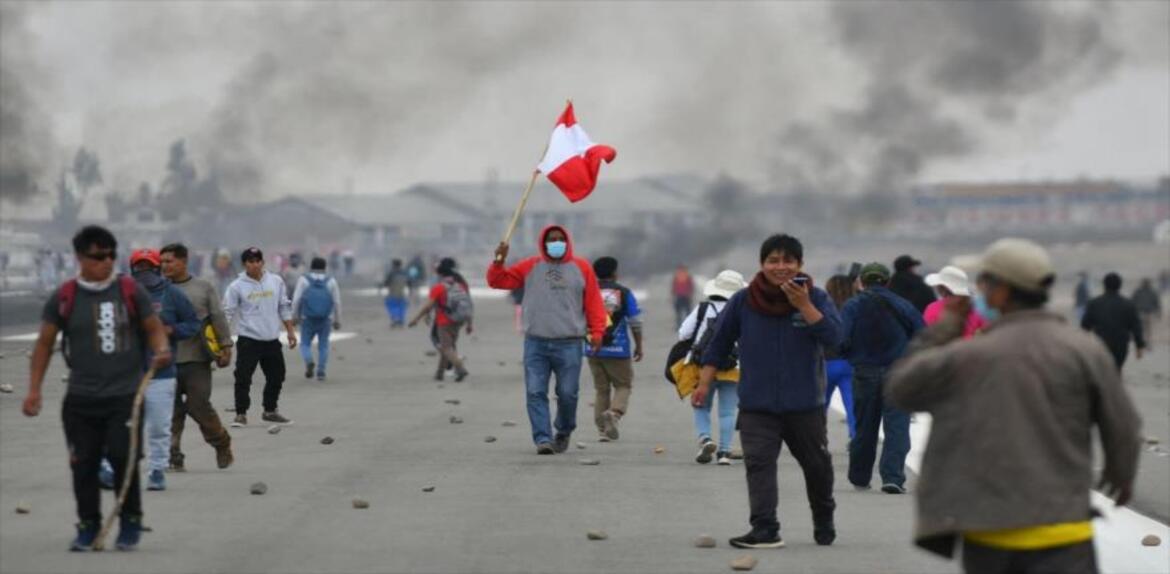 Se agudiza crisis política peruana tras la salida del poder de Pedro Castillo