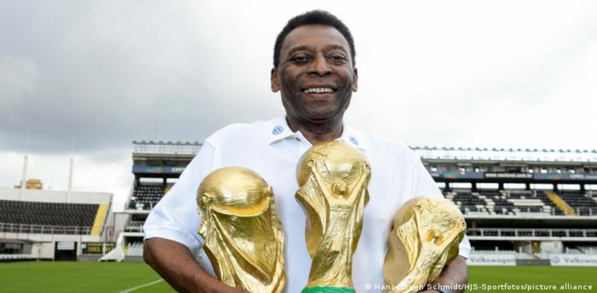 “Fuerza Rey Pelé”: el mundo del fútbol, preocupado, ora por la salud del ídolo de Brasil