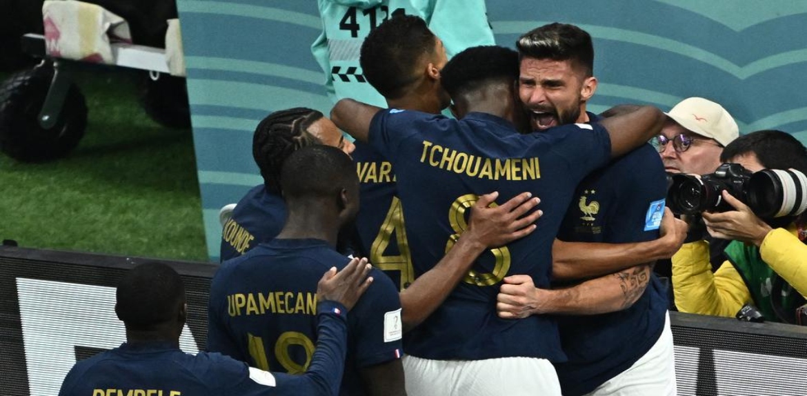 Francia derrota 2-1 a Inglaterra y se medirá a Marruecos en las semifinales del Mundial