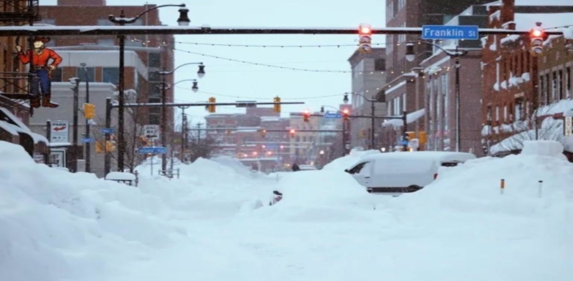 Tormenta de nieve en EEUU deja al menos 61 muertos, según nuevo balance