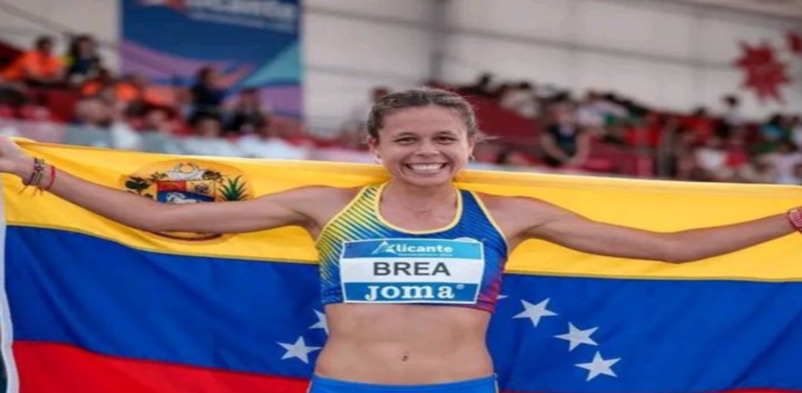 Joselyn Brea nombrada mejor triatleta de Suramérica