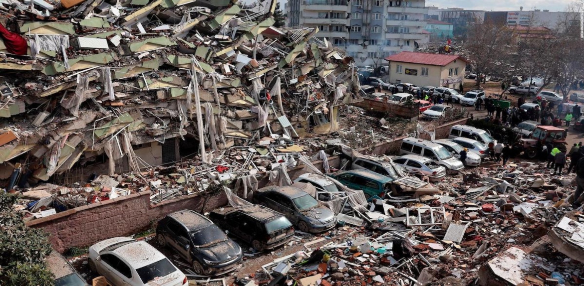 Más de 17.500 muertos por sismo en Turquía y Siria, donde la esperanza se apaga