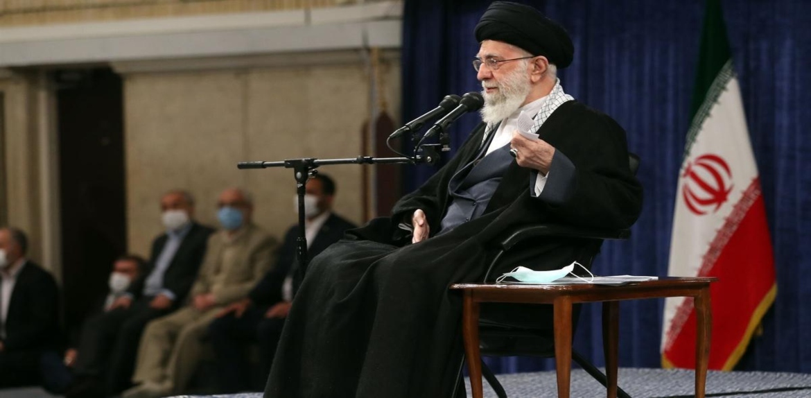 El líder supremo de Irán anunció una amnistía a “un número significativo” de los condenados en las masivas protestas