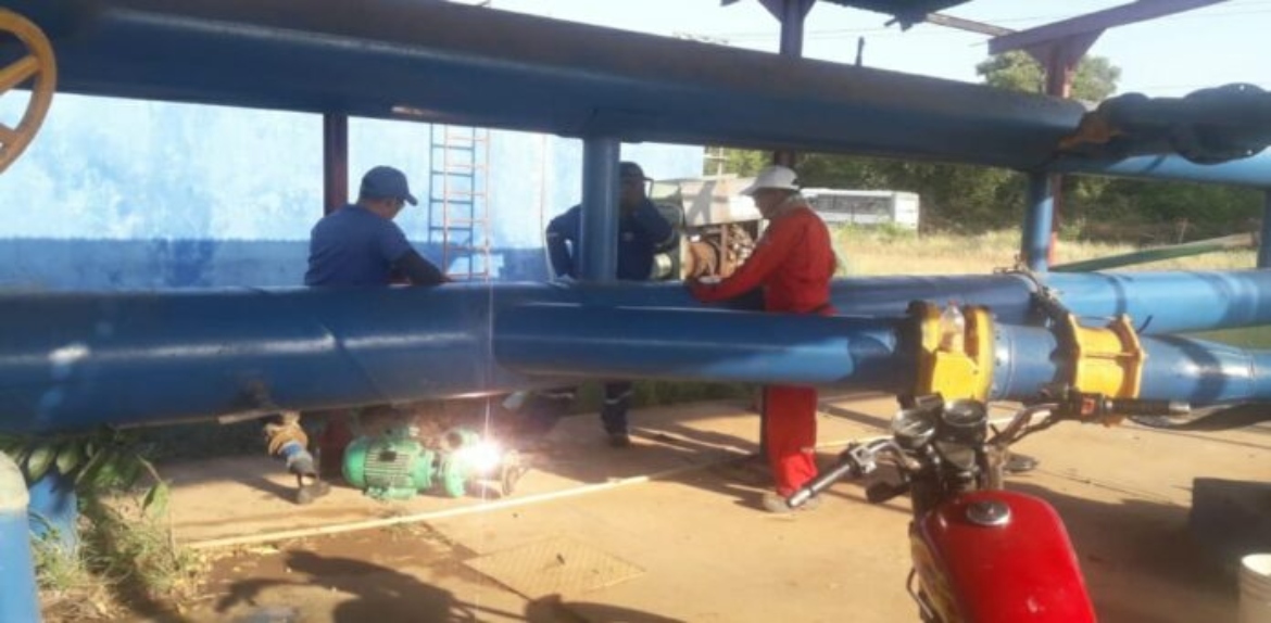 Hidrolago repara averías en tuberías de agua en el Zulia