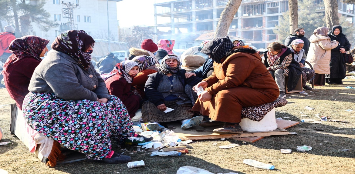 Más de 33.000 muertos por los terremotos en Turquía y Siria