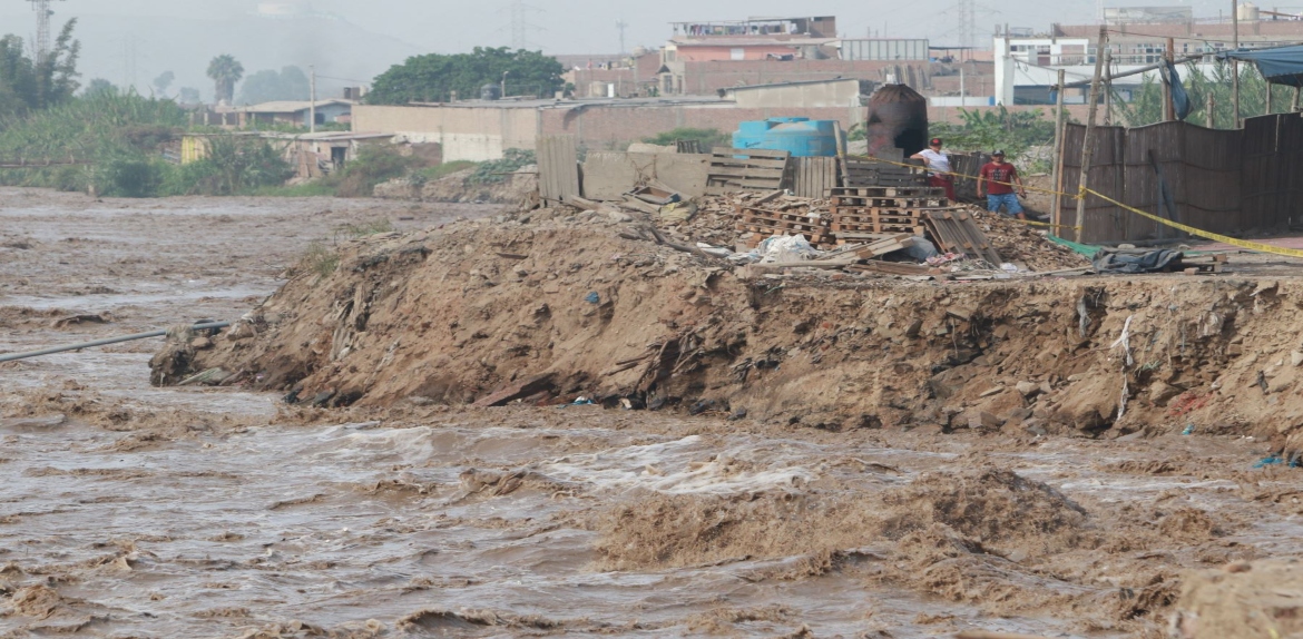 Más de 13 mil damnificados por lluvias en Perú