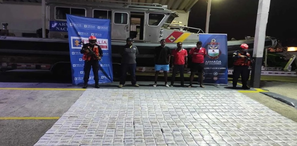 Capturan a venezolano por traficar 598 kilos de cocaína en aguas de la Guajira colombiana
