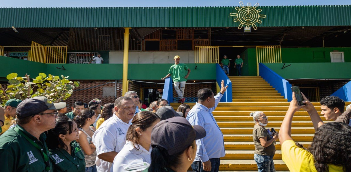 Alcaldía de Maracaibo entrega primera fase de recuperación del Mercado Periférico Municipal de Corito