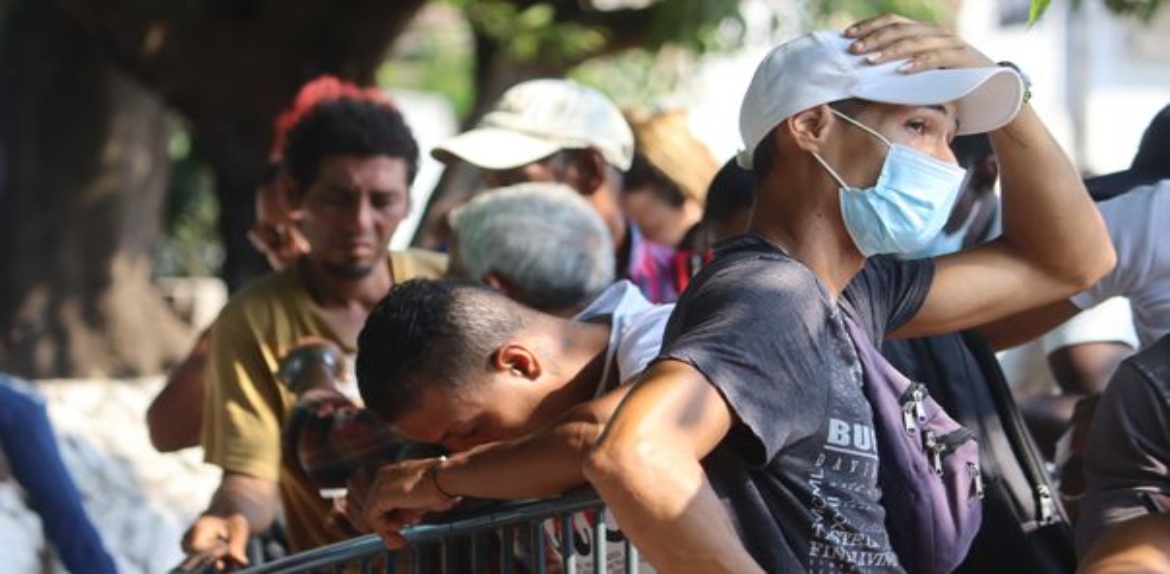 Caos en la frontera sur de México ante el récord de peticiones de refugio