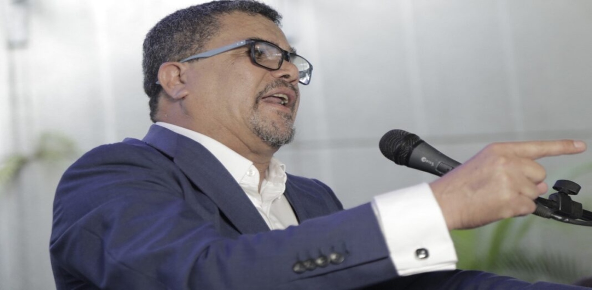 Benjamín Rausseo inicia recolección de firmas para inscribir candidatura a las primarias