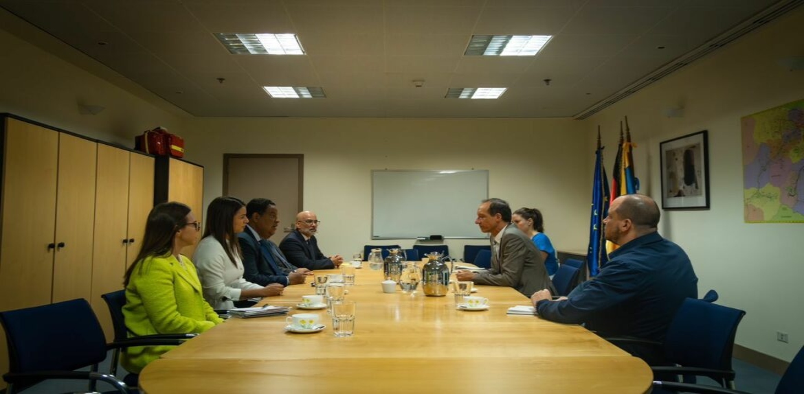Alcalde Ramírez conversa con embajada de Alemania sobre proyecto de Centro Diagnóstico de Maracaibo
