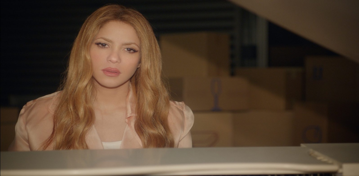 Shakira lanza el vídeo oficial de ‘Acróstico’ y sus hijos Milan y Sasha cantan con ella