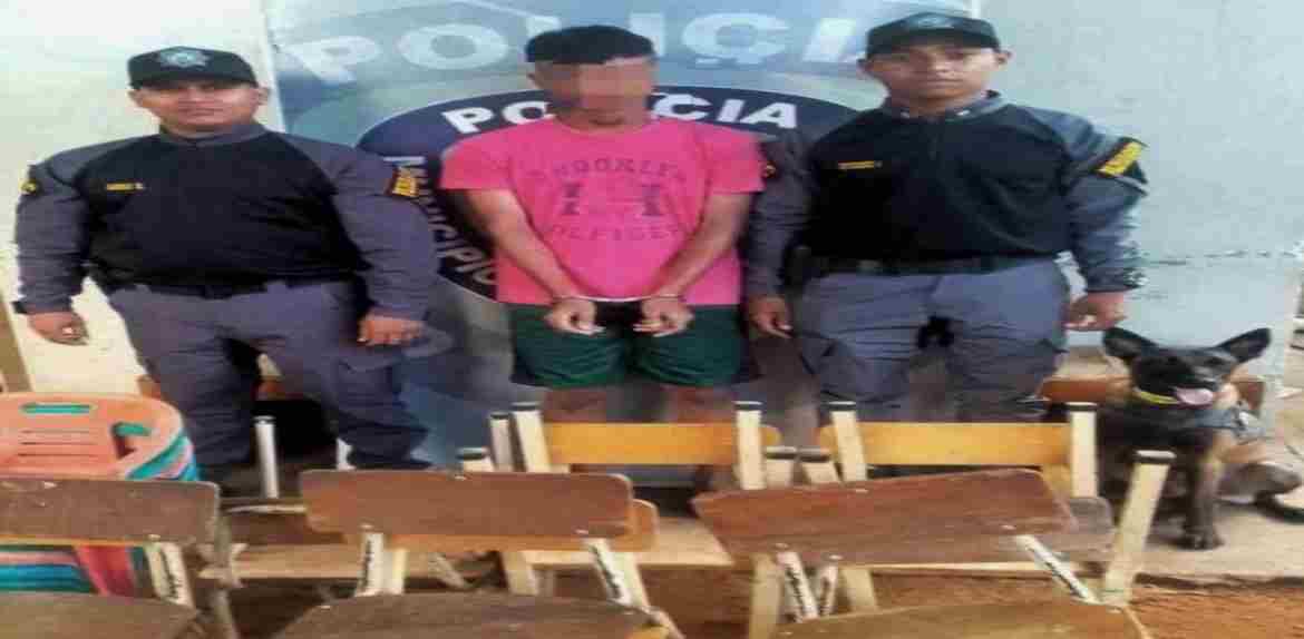 Polimaracaibo detiene a joven por hurtar 20 sillas de un preescolar en Idelfonso Vásquez