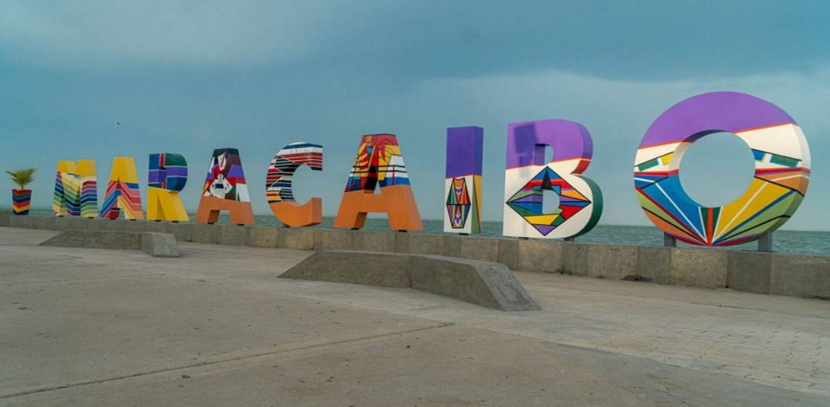 Rayan las letras corpóreas de la Vereda del Lago y la Alcaldía realiza un llamado a la comunidad