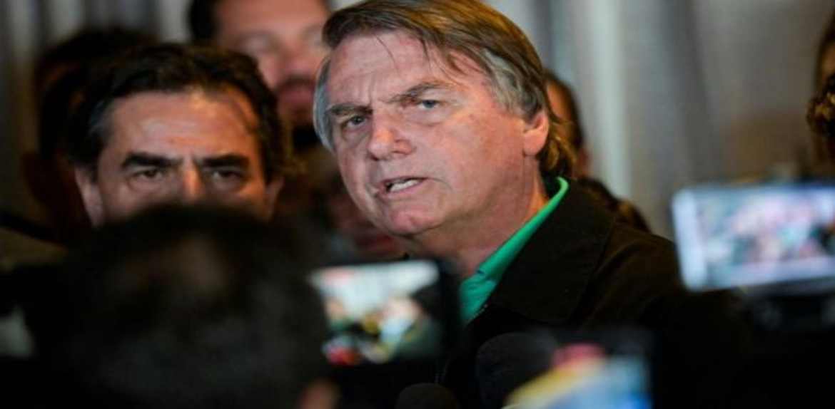 Brasil: Tribunal falla a favor de inhabilitar a Jair Bolsonaro por ocho años