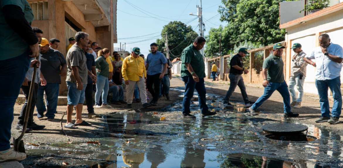 Limpieza de colectores beneficia a más de 120 familias en el barrio José Antonio Páez de Maracaibo