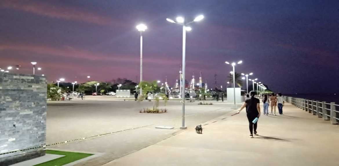 Corpoelec ilumina avenidas y espacios públicos zulianos con dos mil 206 luminarias