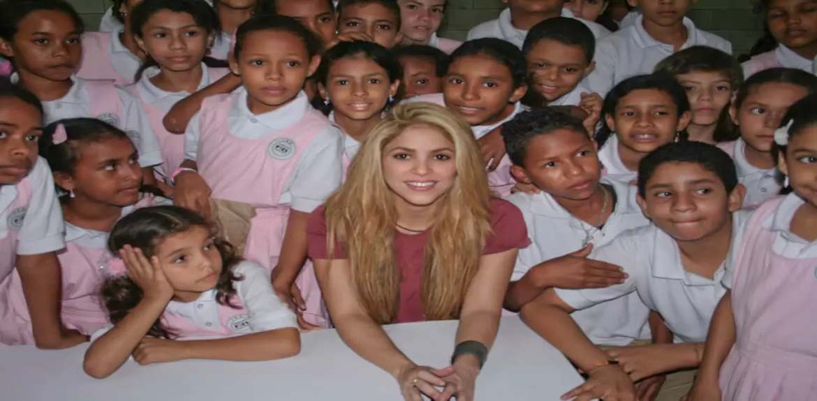Shakira ayuda a los migrantes venezolanos en Colombia 