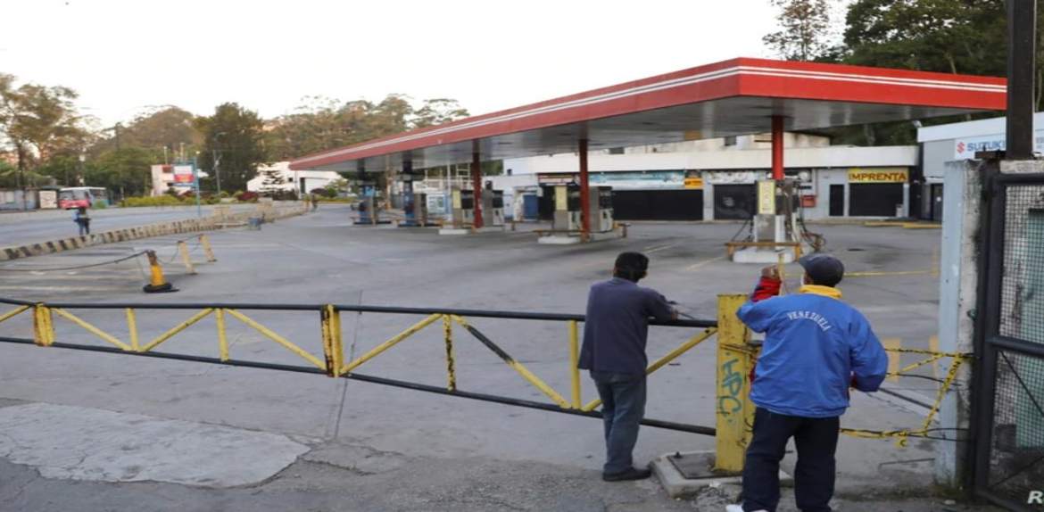 Machiques y Rosario de Perijá no ven solución ante crisis de gasolina