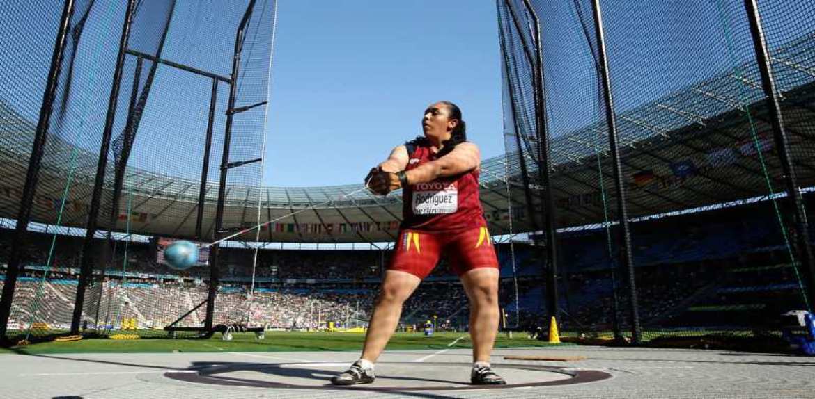 La venezolana Rosa Rodríguez repite el oro en lanzamiento de martillo y con récord en los CAC 2023