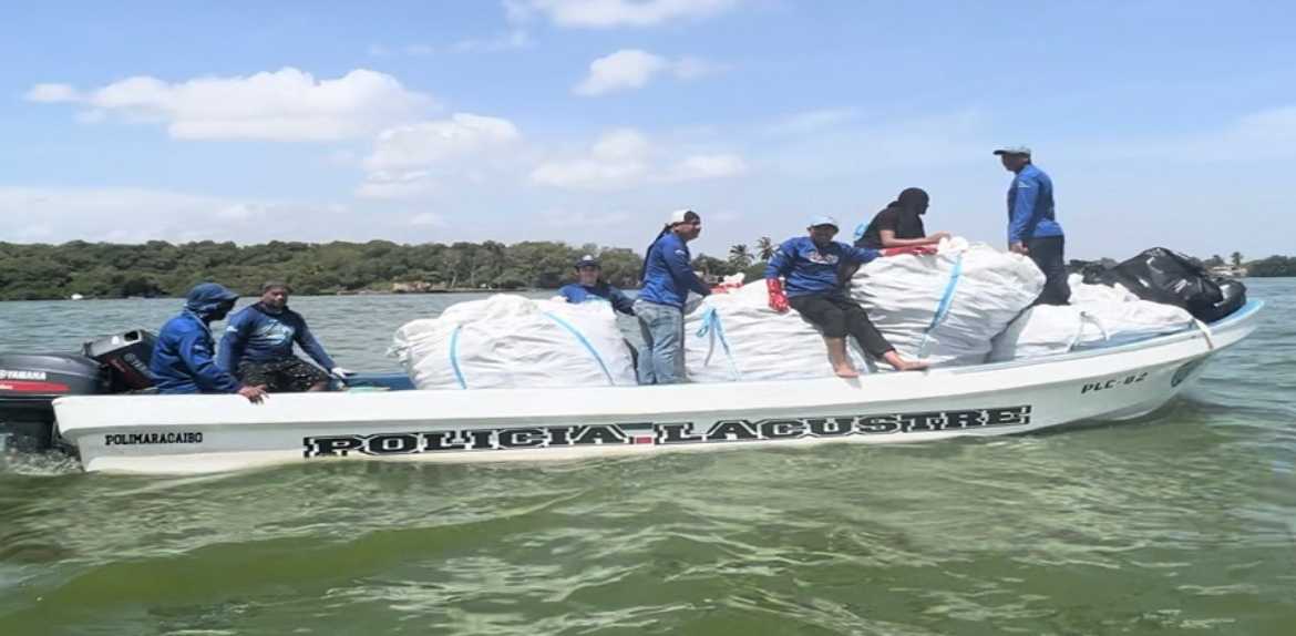 Activan programa nacional “Pesca tu plástico” en el Lago de Maracaibo